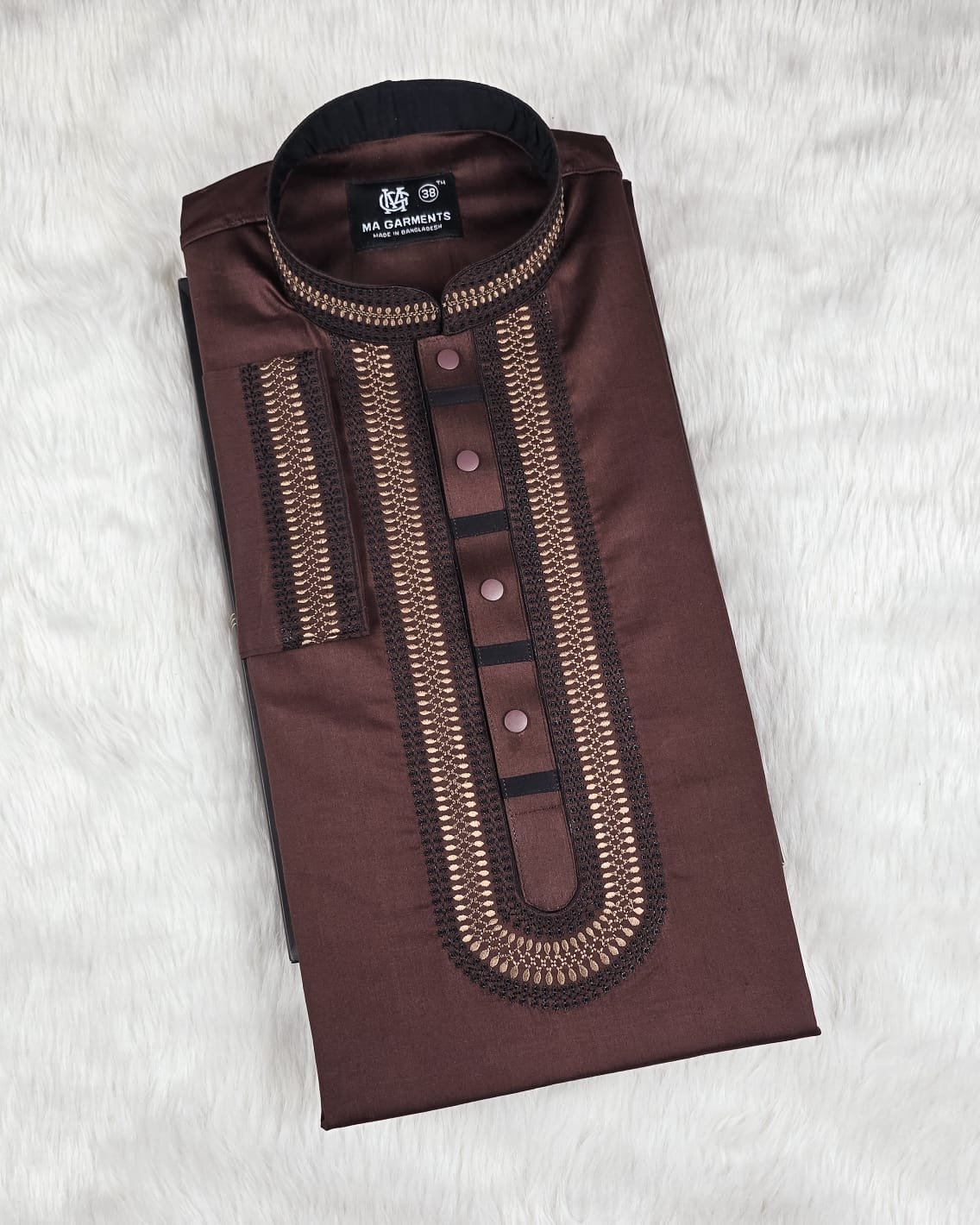 প্রিমিয়াম ফ্ল্যাট এমব্রয়ডারি পাঞ্জাবী